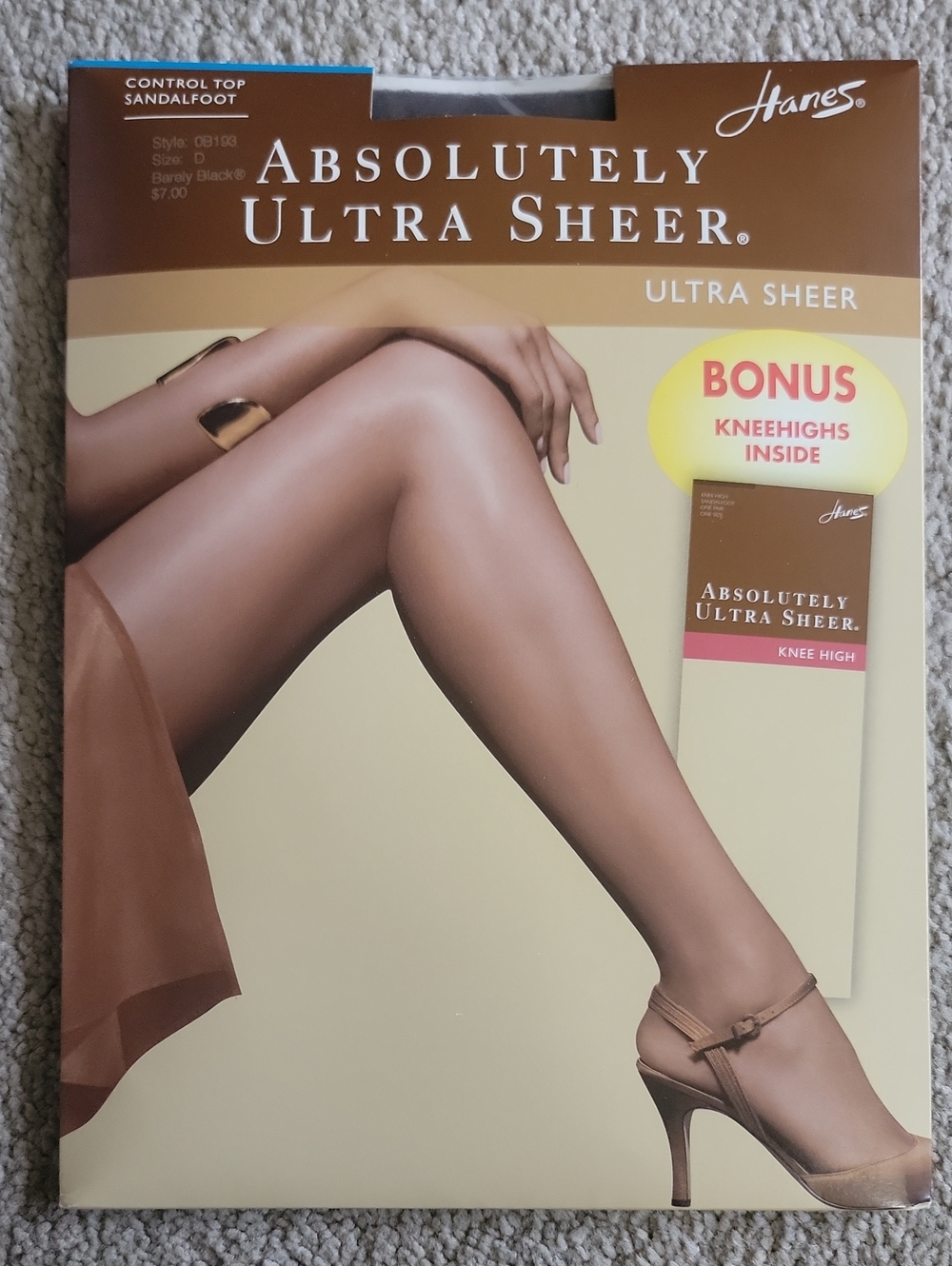 Hanes Absolutely Ultra Sheer Pantyhose in BARELY BLACK SZD